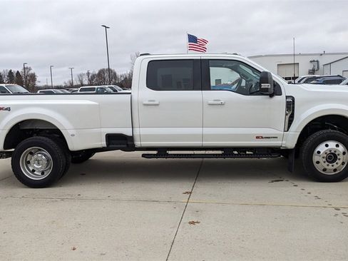 Used 2026 Ford F450 Lariat w/ Lariat Premium Package image 2