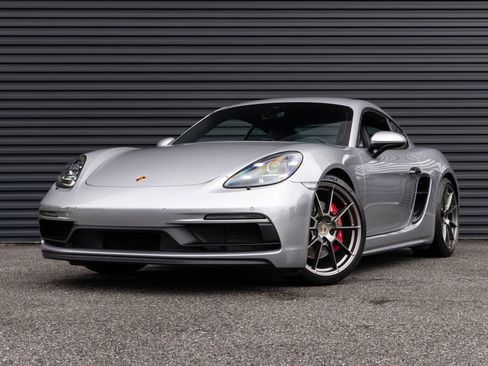 Certified 2022 Porsche 718 Cayman GTS RWD image 1