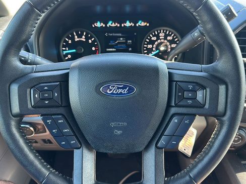 Used 2020 Ford F150 XLT w/ Equipment Group 302A Luxury AWD/4WD image 14