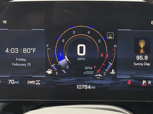 Used 2025 Chevrolet Tahoe RST AWD/4WD image 16