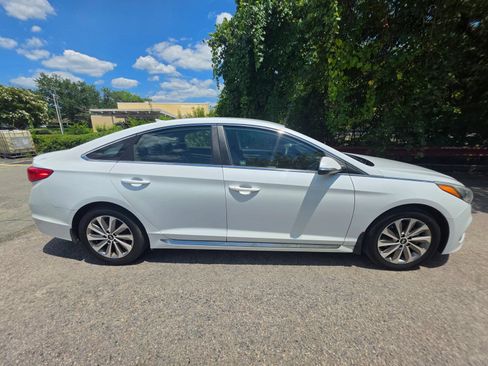 Used 2015 Hyundai Sonata Sport FWD image 4