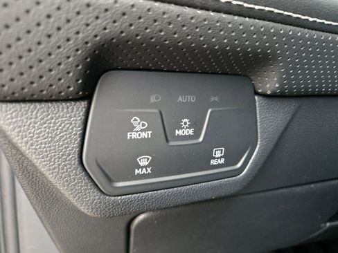 New 2026 Volkswagen Atlas SE image 15