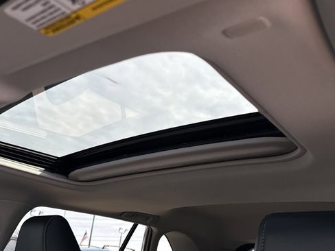 Used 2024 Toyota RAV4 XLE Premium image 23