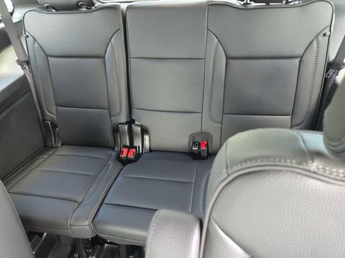 New 2026 GMC Yukon Denali w/ Advanced Technology Package RWD image 9