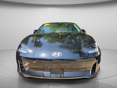 Used 2023 Hyundai Ioniq 6 Limited w/ Cargo Package RWD image 3