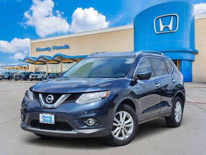 Used 2016 Nissan Rogue SV w/ SV Premium Package