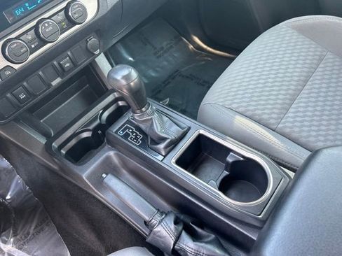 Used 2023 Toyota Tacoma SR AWD/4WD image 16
