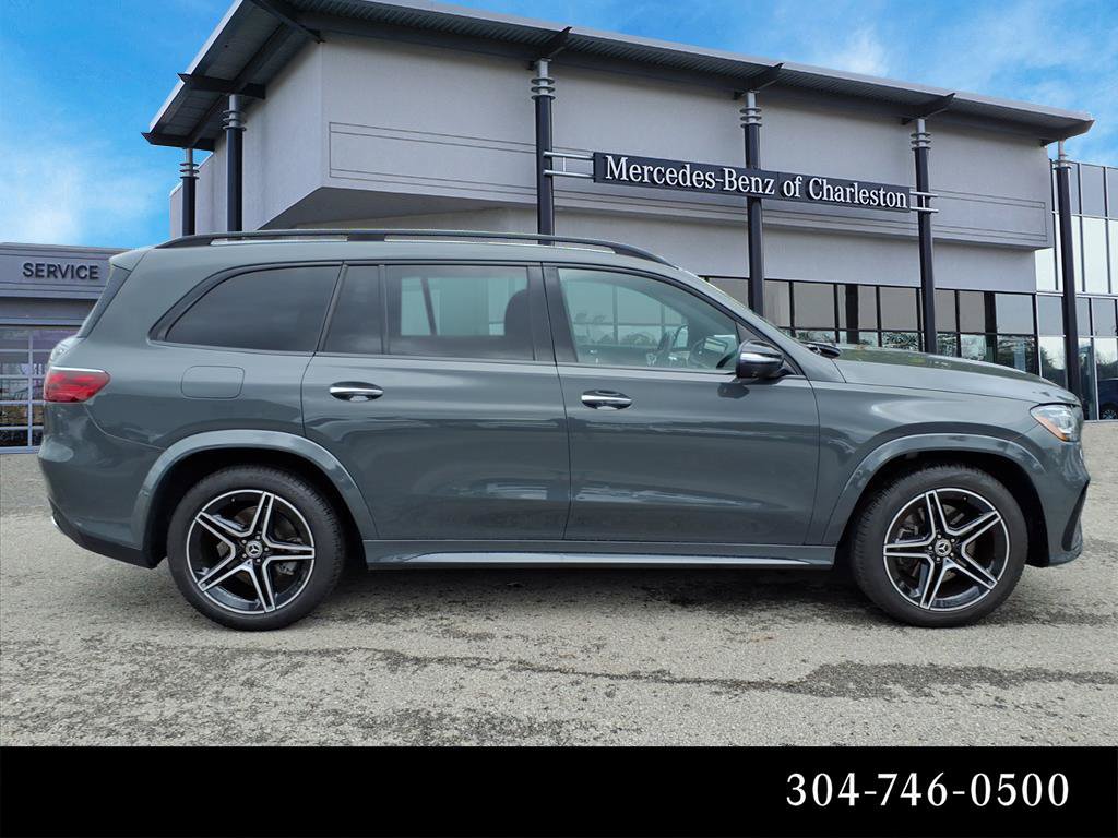 Used 2026 Mercedes-Benz GLS 450 4MATIC image 2