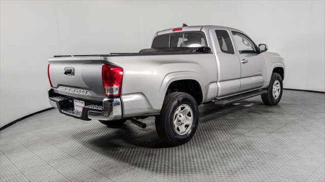 Used 2017 Toyota Tacoma SR5 RWD image 8