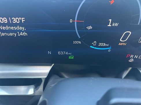 Certified 2025 Cadillac Lyriq Luxury image 23