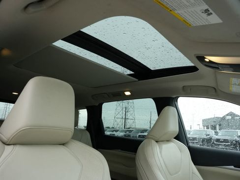 Certified 2023 INFINITI QX60 Pure FWD image 23