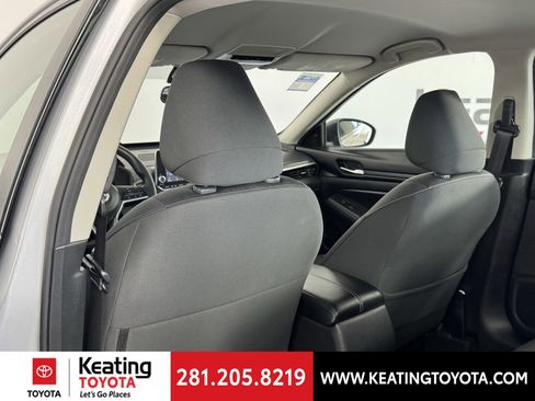 Used 2024 Nissan Altima 2.5 SV image 16