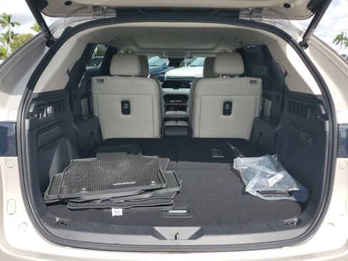 Used 2025 MAZDA CX-90 3.3 Turbo S w/ Premium Plus image 17