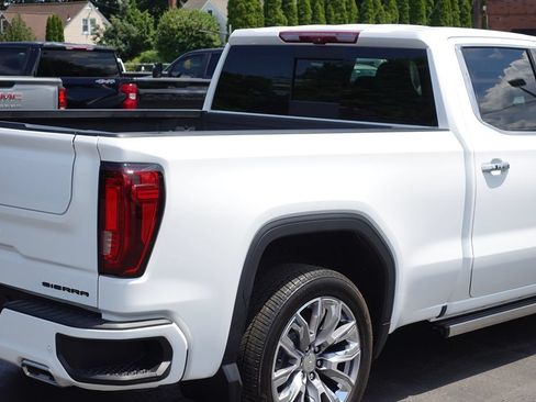 Used 2024 GMC Sierra 1500 Denali w/ Denali Reserve Package AWD/4WD image 13
