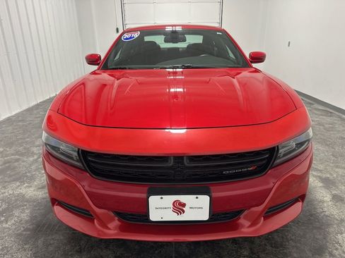 Used 2016 Dodge Charger SXT w/ Navigation & Travel Group AWD/4WD image 2