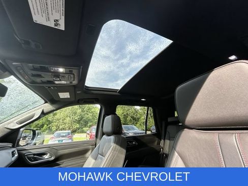 Used 2023 Chevrolet Tahoe RST w/ Luxury Package AWD/4WD image 18