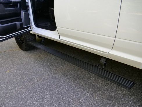 Used 2022 RAM 2500 Laramie AWD/4WD image 36