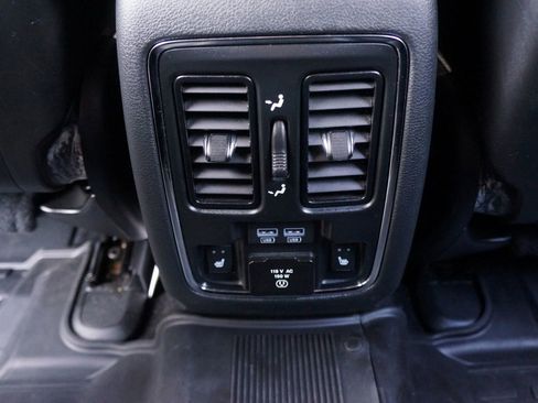 Used 2020 Jeep Grand Cherokee SRT image 35