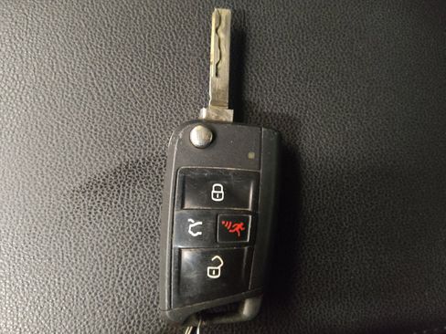 Used 2021 Volkswagen Jetta S FWD image 32