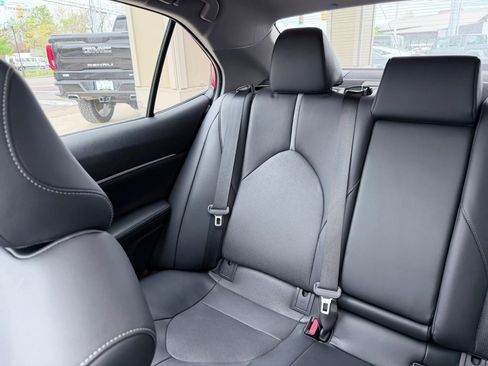 Used 2021 Toyota Camry XSE image 33