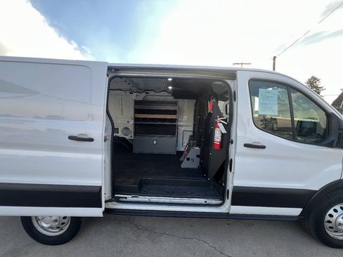 Used 2020 Ford Transit 150 Low Roof AWD image 13