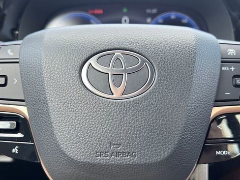 New 2026 Toyota Crown Signia image 34