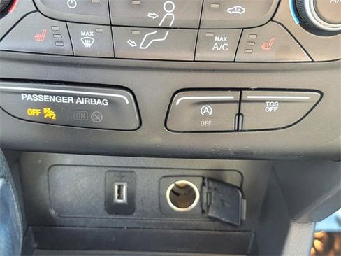 Used 2018 Ford Escape SE w/ SE Sync 3 Package image 31