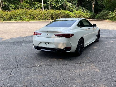 Used 2018 INFINITI Q60 3.0t Luxe w/ Sensory Package 3.0T Luxe RWD image 5