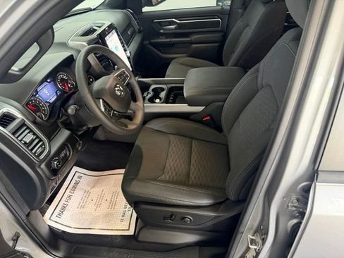 Used 2025 RAM 1500 Big Horn AWD/4WD image 17