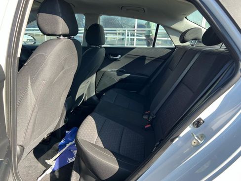 Used 2019 Kia Rio S FWD image 12