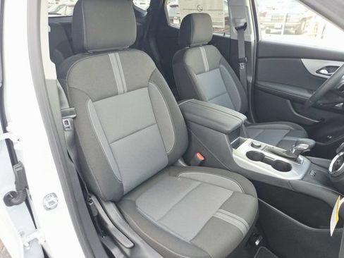 New 2026 Chevrolet Blazer LT w/ Convenience Package AWD/4WD image 15