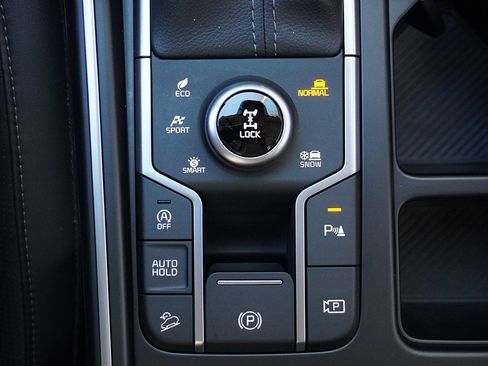 Used 2025 Kia Sorento X-Line EX image 58