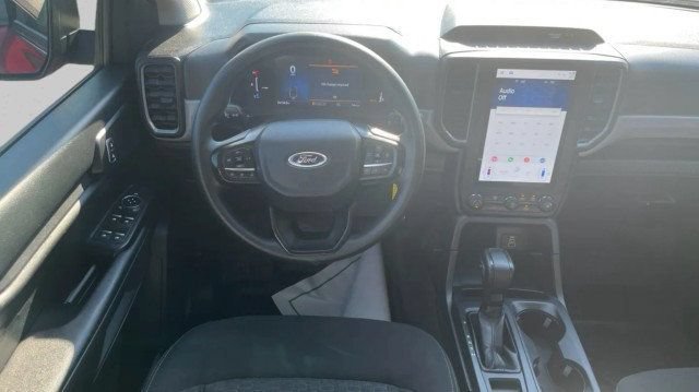 Used 2025 Ford Ranger XL RWD image 13