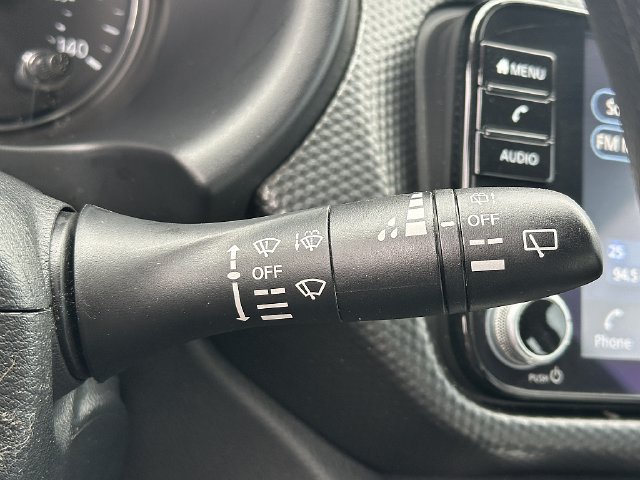 Used 2023 Nissan Kicks SV FWD image 26