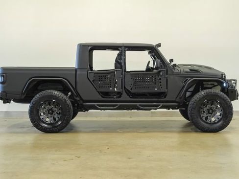 Used 2025 Jeep Gladiator Sport AWD/4WD image 41