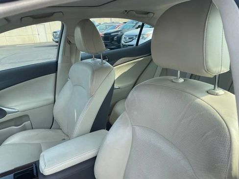 Used 2012 Lexus IS 250 AWD w/ Premium Pkg Value Edition image 5