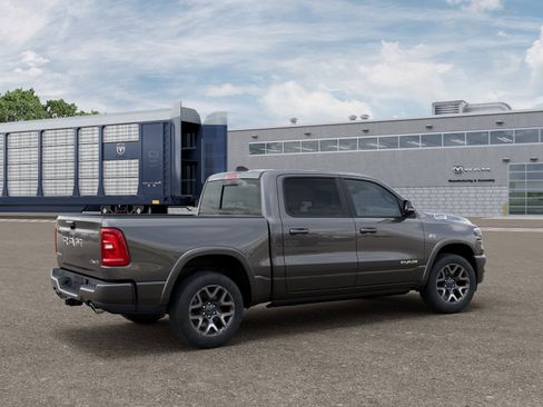 New 2026 RAM 1500 Laramie AWD/4WD image 16
