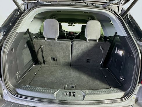 Used 2022 Ford Explorer Limited image 31