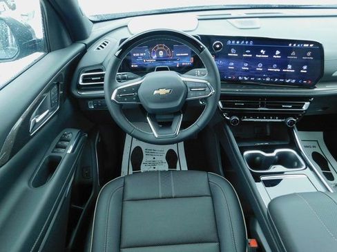 New 2026 Chevrolet Traverse High Country FWD image 6