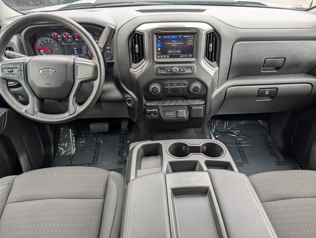 Used 2025 Chevrolet Silverado 1500 Custom Trail Boss w/ Turbomax Blackout Package AWD/4WD image 19