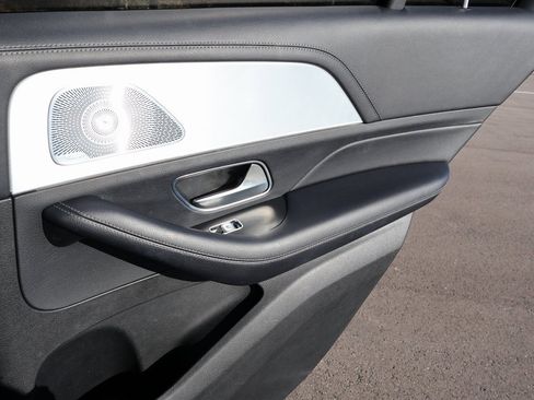 Used 2020 Mercedes-Benz GLE 350 4MATIC image 16