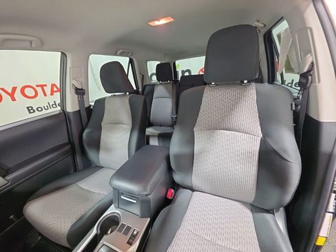 Used 2024 Toyota 4Runner SR5 AWD/4WD image 26