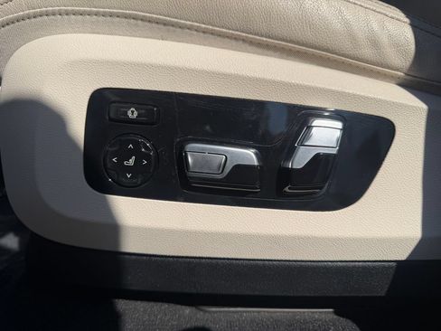 Used 2022 BMW X5 xDrive40i AWD/4WD image 11