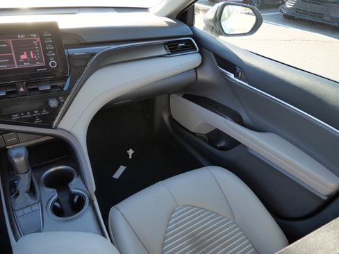 Certified 2024 Toyota Camry SE FWD image 12