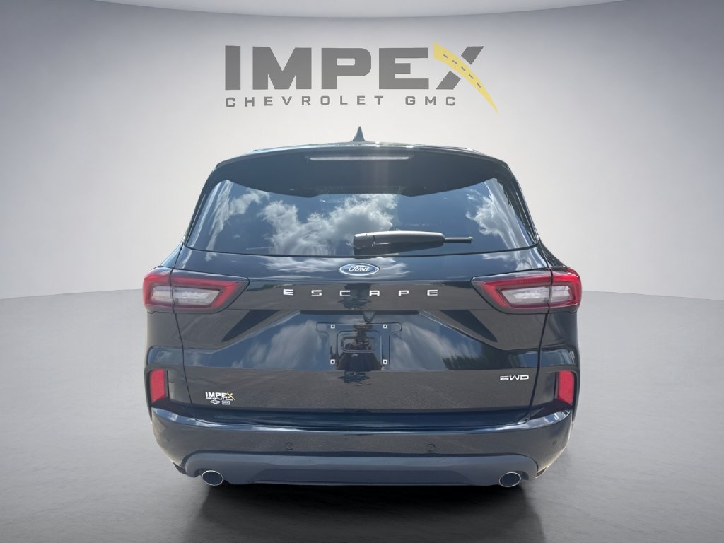 Used 2023 Ford Escape ST-Line w/ Tech Pack #1 AWD/4WD image 4