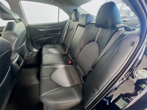 Used 2023 Toyota Camry SE image 26
