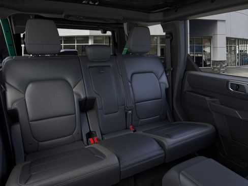 New 2025 Ford Bronco Outer Banks image 12