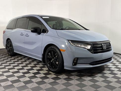 Used 2024 Honda Odyssey Sport image 25