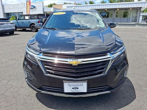Used 2023 Chevrolet Equinox LT AWD/4WD image 2