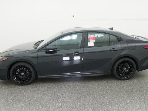 New 2026 Toyota Camry SE image 9